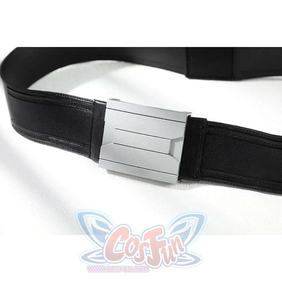 Thunderbolts John Walker cosplay costume belt detail anchors a black strap and silver buckle.