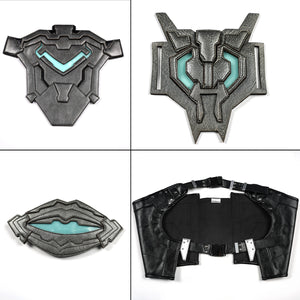 Tifa cosplay costume sets detailed faux leather waist belt and sculpted armor plates with vibrant teal center highlights.