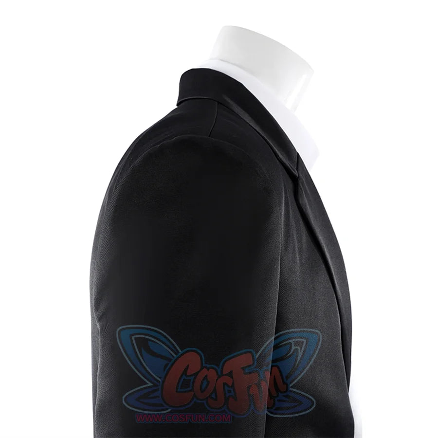 Harvey Dent Two-Face cosplay jacket shoulder detail curves a black sleeve into the split lapel line.
