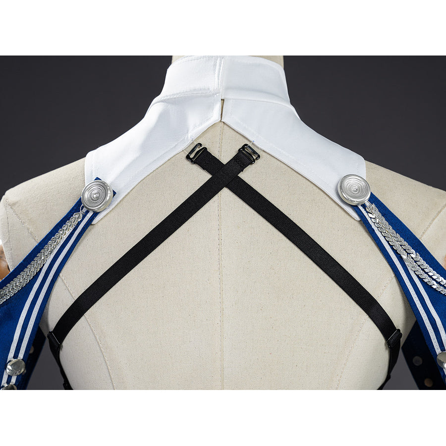 Velina Airgid cosplay back shoulder strap detail forms a black crossed harness over the white collar.