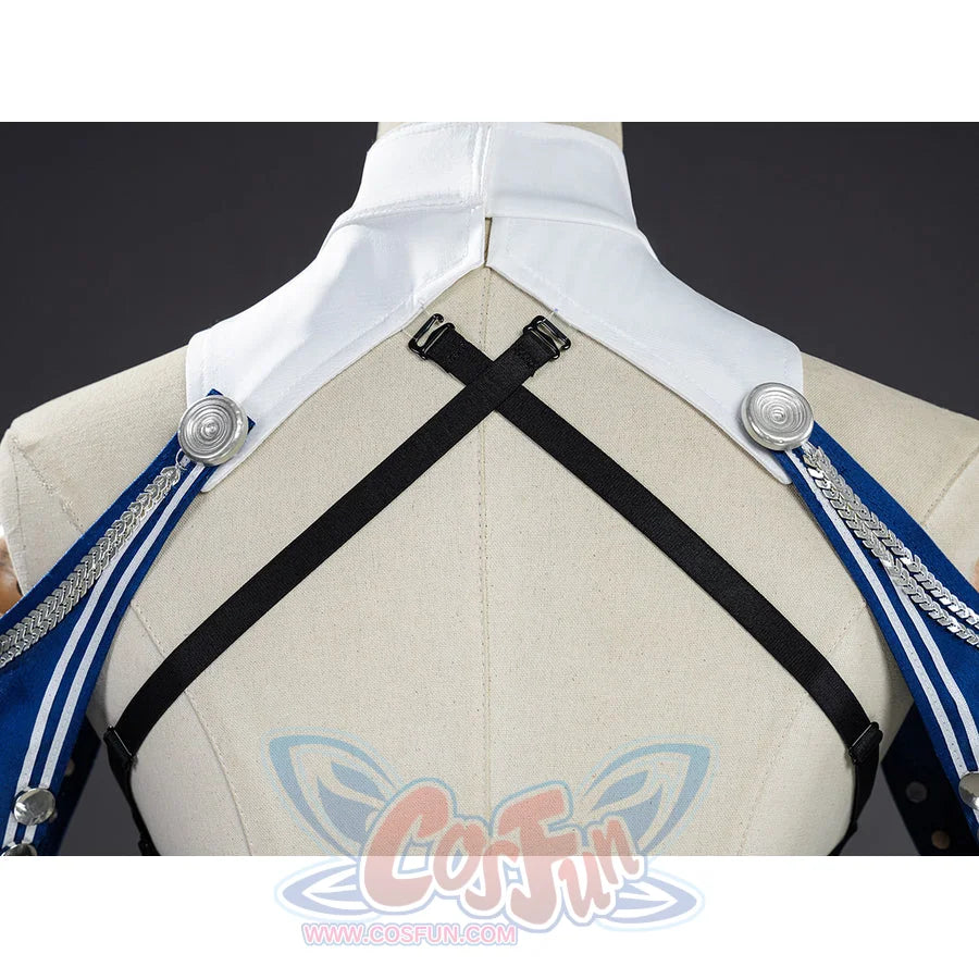 Velina Airgid cosplay back shoulder strap detail forms a black crossed harness over the white collar.