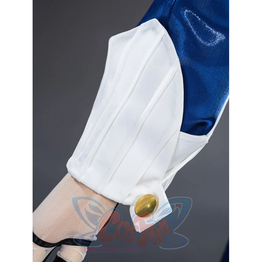 Velina Airgid cosplay sleeve cuff detail shows a white pleated cuff above the black glove strap.