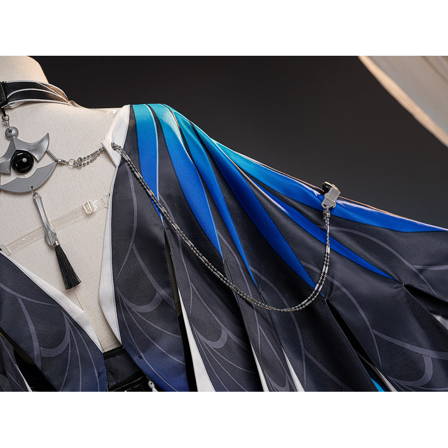 Velina Airgid cosplay costume centers capelet with blue ombre satin and silver-tone chest chain.
