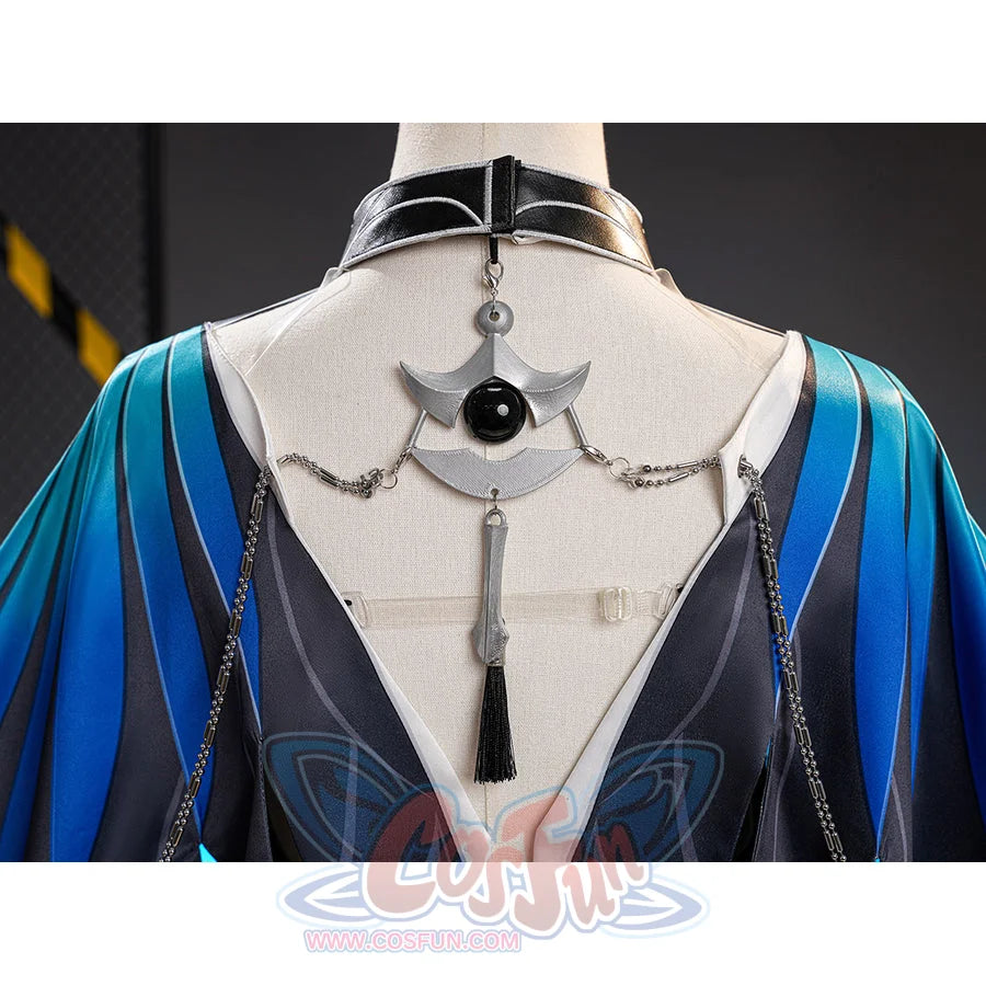 Velina Airgid cosplay costume centers silver-tone chest chain ornament with tassel on gradient blue capelet.