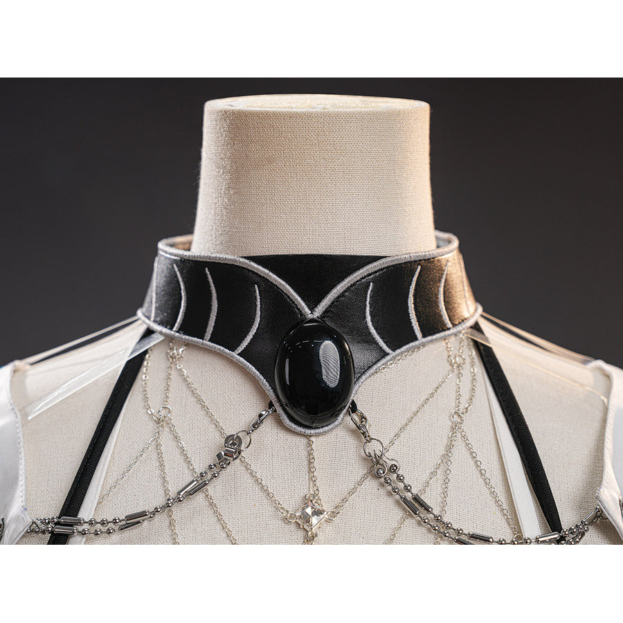 Velina Airgid cosplay costume centers black faux leather choker with silver-tone stitching and central gem-like accents-like.