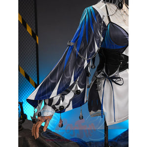 Velina Airgid cosplay costume centers satin sleeve with chain detail and corset.
