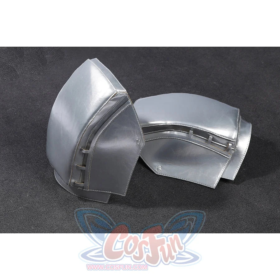 Doom Victor von Doom cosplay costume sets paired silver armor plates in a product detail.