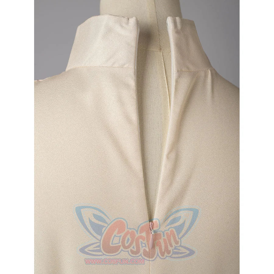 Violet Evergarden cosplay costume incorporates a secure back zipper closure along the high standing collar and bodice.