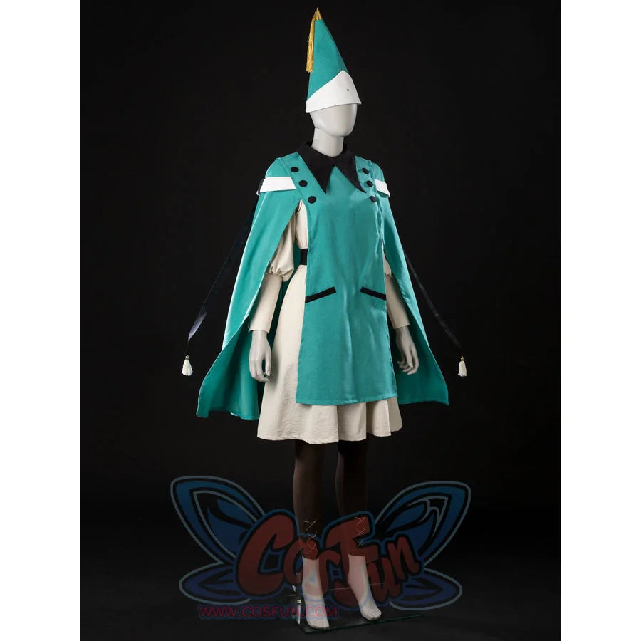 Witch Hat Atelier Coco Tetia Richeh cosplay costume angled front view drapes a teal cloak around the cream robe.