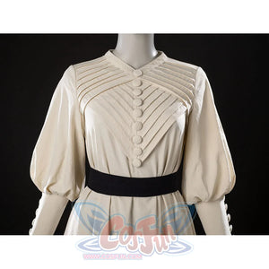 Witch Hat Atelier Coco Tetia Richeh cosplay robe bodice detail centers cream pleats above a black sash.