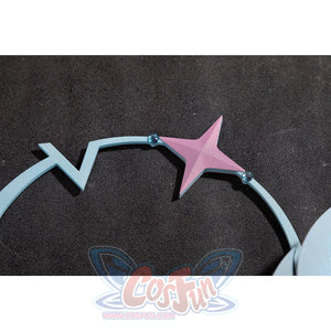 Wuthering Waves Aemeath cosplay headpiece star detail links the pink star to pale blue angular arcs.