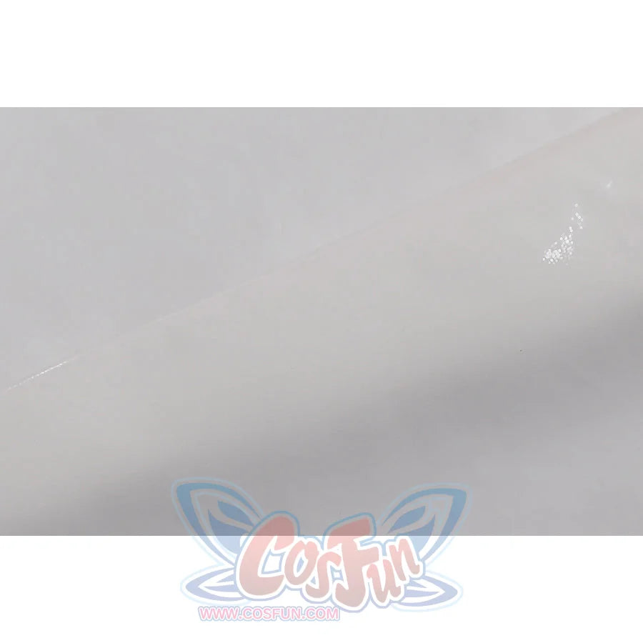 Wuthering Waves Aemeath cosplay mirror PU knit detail presents the smooth white surface used for the halter top.