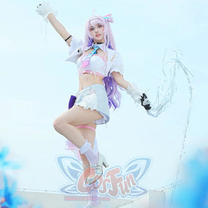 Wuthering Waves Denia cosplay costume lifts the white jacket and skirt shorts above black gloves and pastel side ribbons.