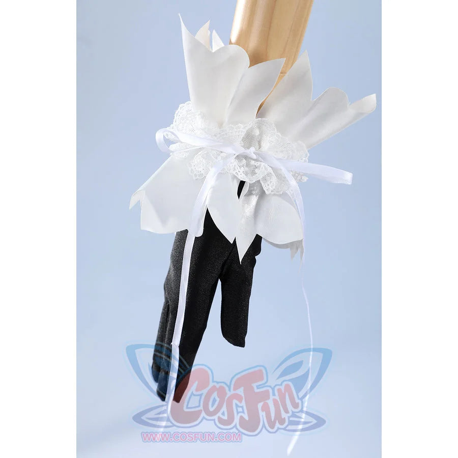 Wuthering Waves Denia cosplay gloves and sleeve detail pairs black gloves with white floral cuffs and ribbon ties.