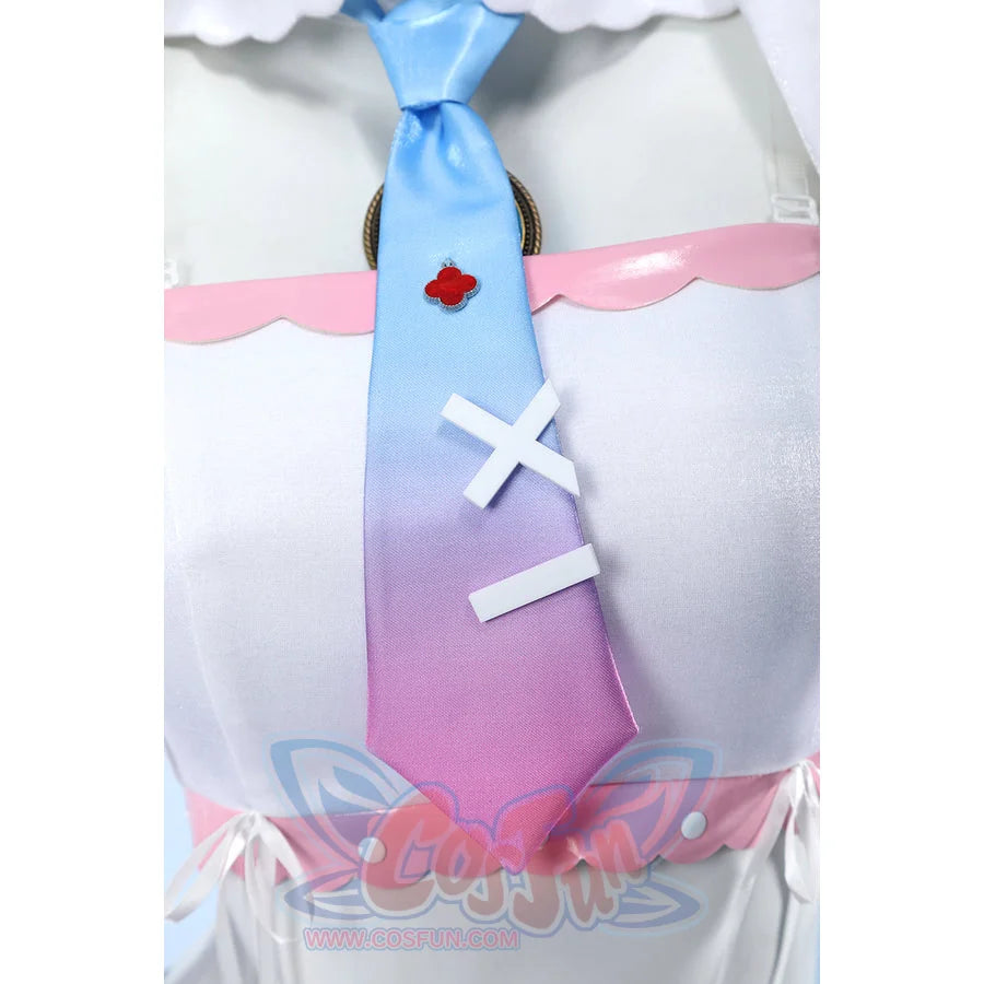 Wuthering Waves Denia cosplay tie detail drops a blue-to-pink gradient panel over a pink waist strap.