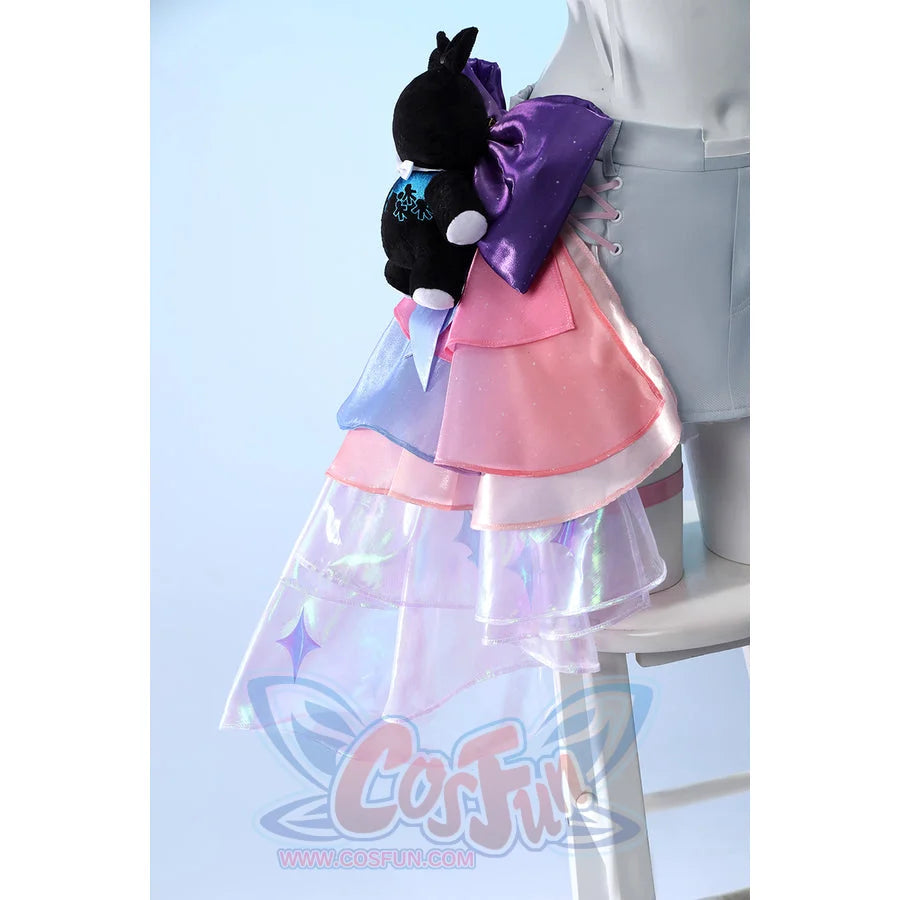Wuthering Waves Denia cosplay side plush detail anchors the black bear over purple and pink bow layers.