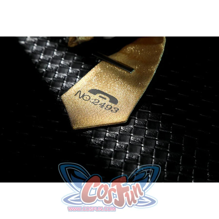 Zenless Zone Zero Dialyn cosplay necktie tip detail highlights a gold fabric point with a small logo mark
