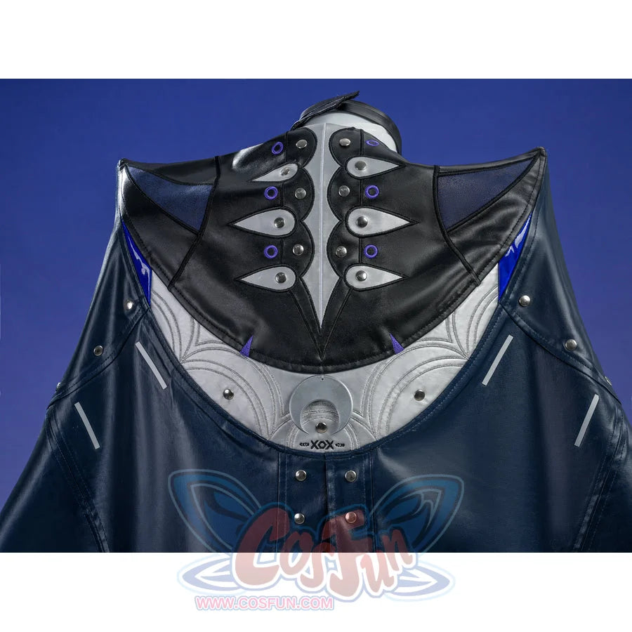 Zenless Zone Zero Promeia cosplay costume back bodice detail stacks black collar panels above silver chest curves.