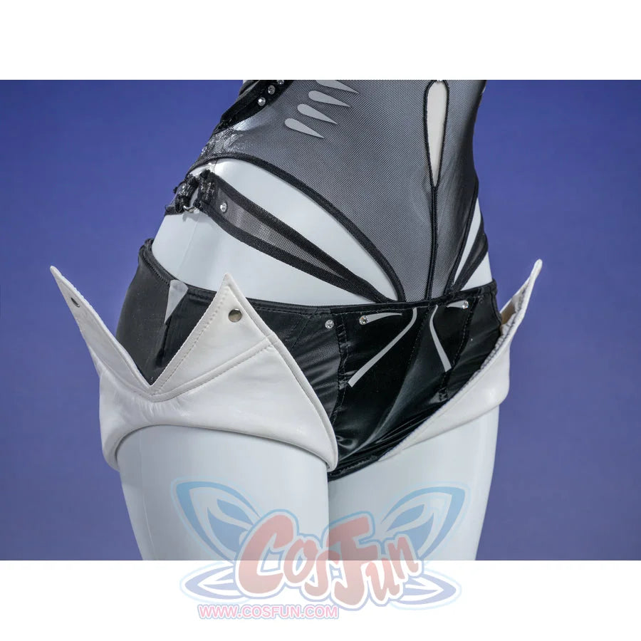 Zenless Zone Zero Promeia cosplay costume waist detail sets white pointed panels against black glossy straps.