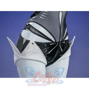 Zenless Zone Zero Promeia cosplay costume waist detail sets white pointed panels against black glossy straps.