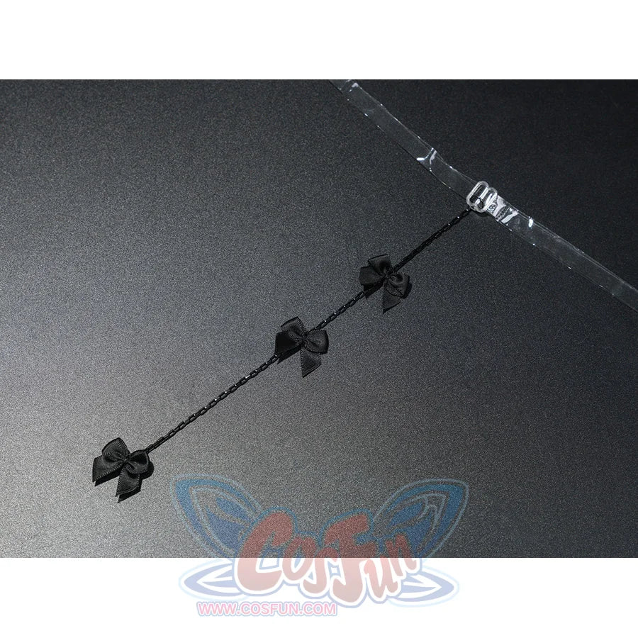 Zenless Zone Zero Ramiel cosplay costume back chain prop detail links small black bows across a thin strap.