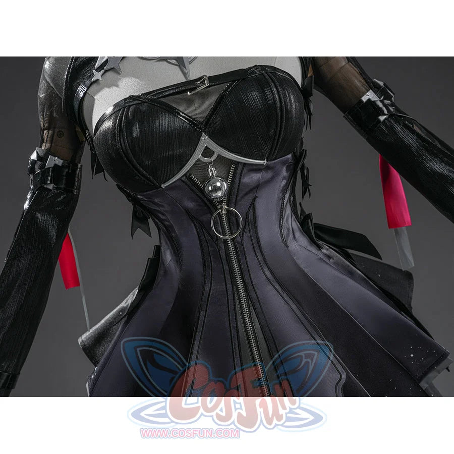Zenless Zone Zero Ramiel cosplay costume bodice detail layers glossy black cups over dark purple front panels.