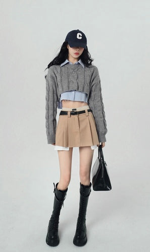 A New Loose-fitting Vintage Short Sweater For Early Spring