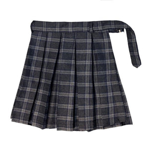 Gothic Plaid Skirt Shorts Belt Chain Irregular Hollow / One Size