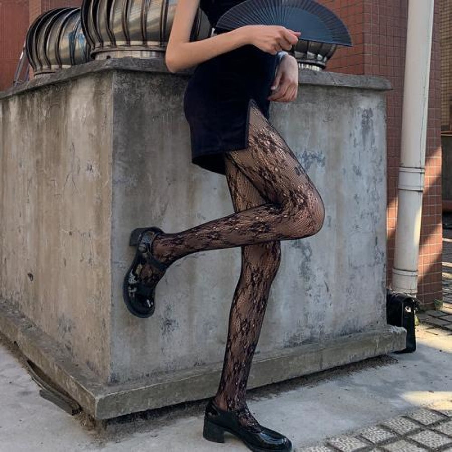 https://www.cosfun.com/cdn/shop/products/lace-white-stockings-pantyhose-female-japanese-cute-lolita-rose-flower-black-socks-one-size-574_1200x.jpg?v=1619196117